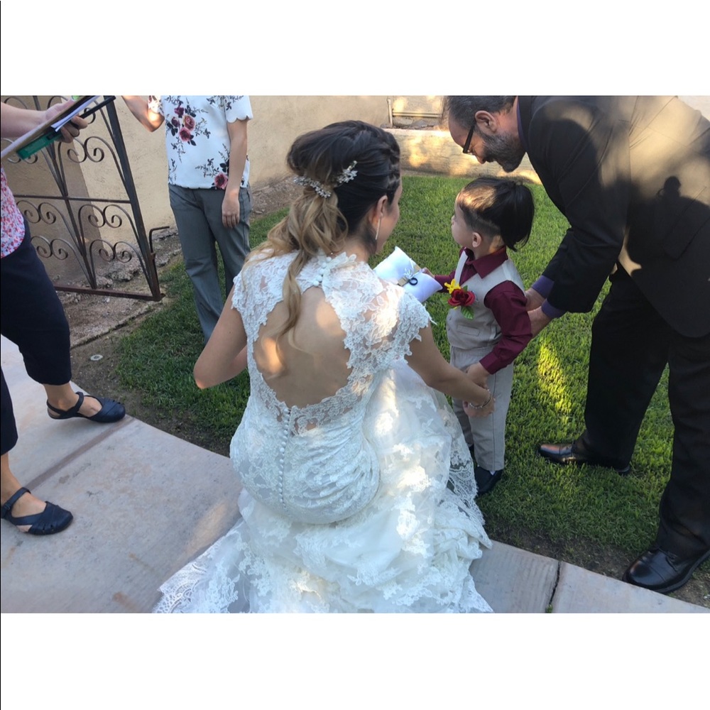 Wedding dress
